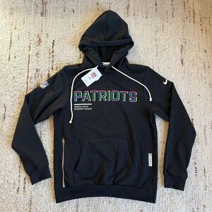 RARE 2025 NIKE New England Patriots CRUCIAL CATCH Sideline Standard Issue Hoodie